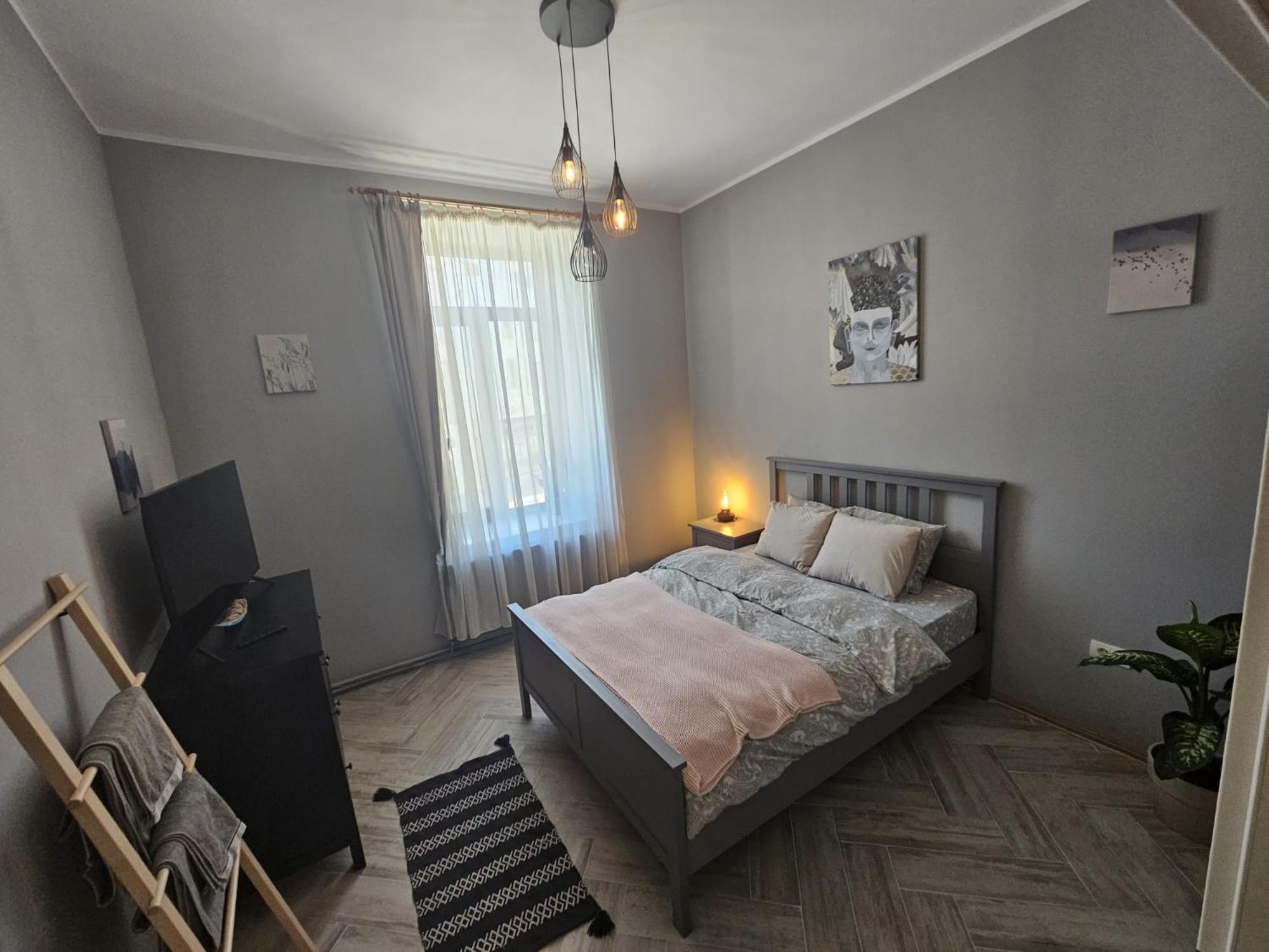 Zig Zag 4- Old Town Apartment *